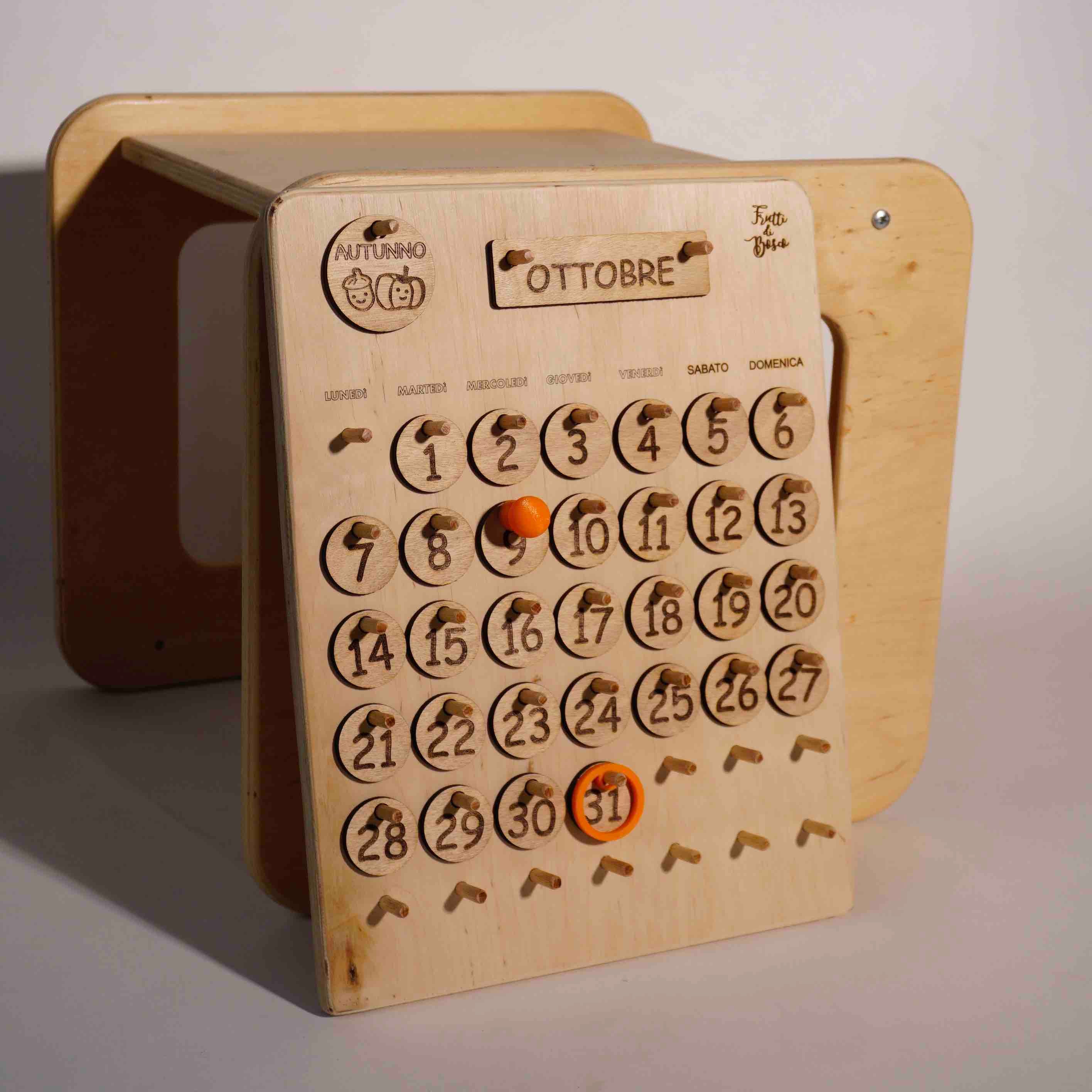 calendario didattico in legno per bambini