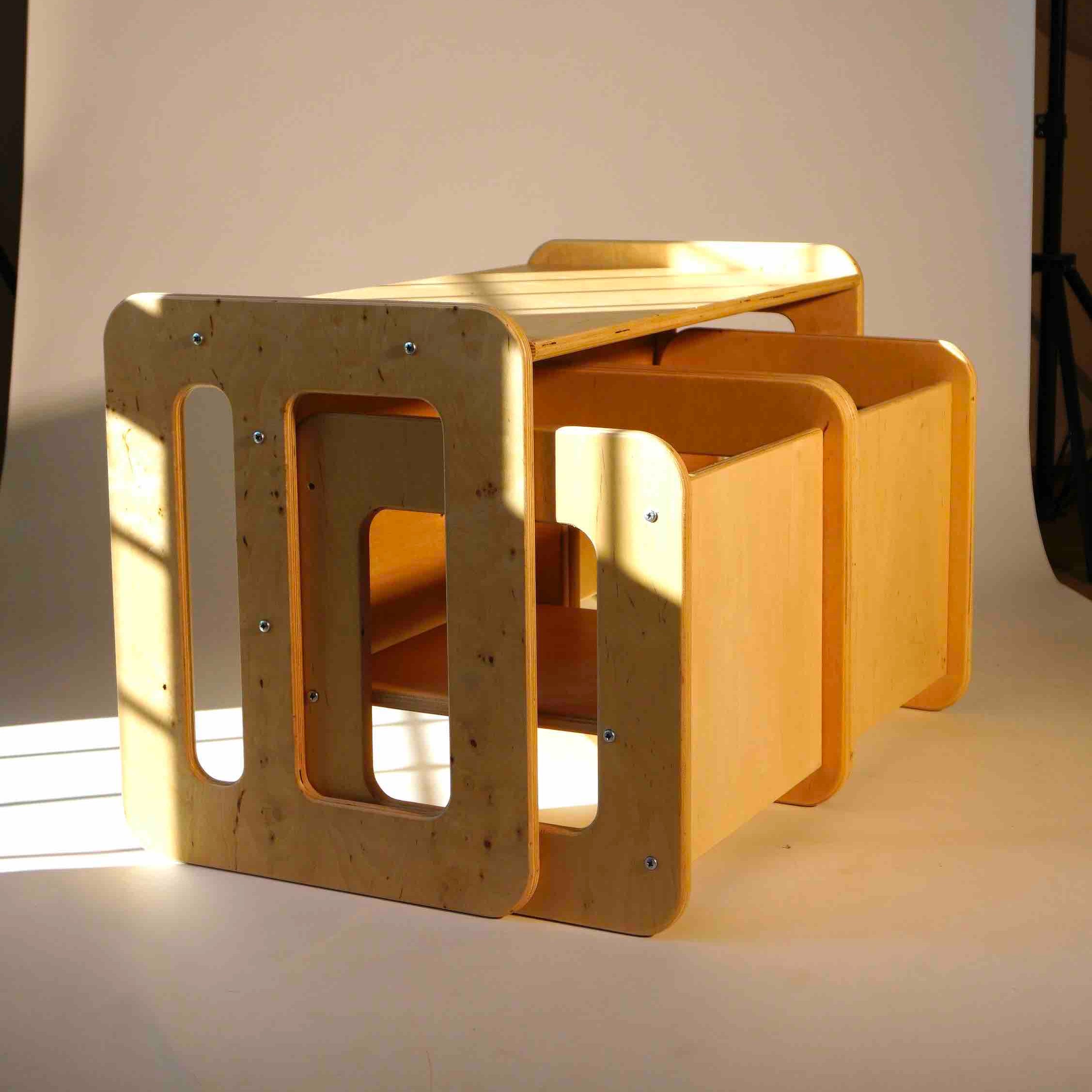 tavolino con le sedie montessori per bambini