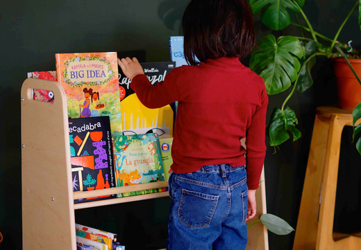 Libreria Montessoriana per Bambini: Benefici e Come Sceglierla